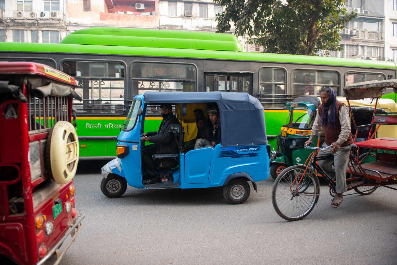 Electric-Three-Wheeler-on-Indian-Roads